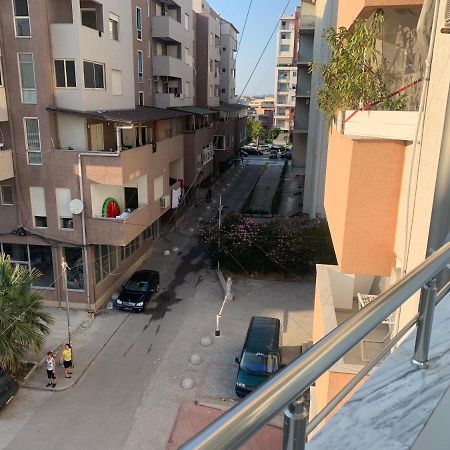 Kokomani Apartment Durrës Exterior foto